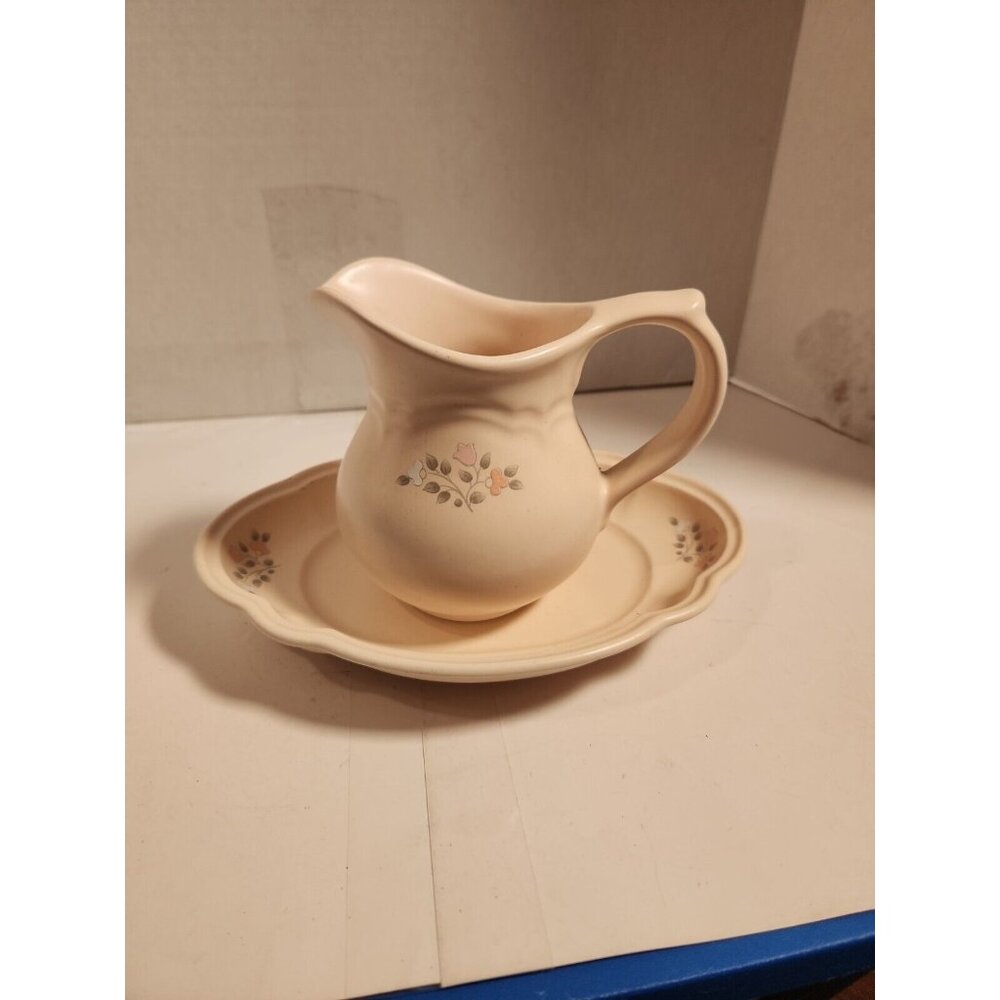 Creamer Pfaltzgraff Remembrance Creamer Pitcher Small Pfaltzgraff Pitcher Plate